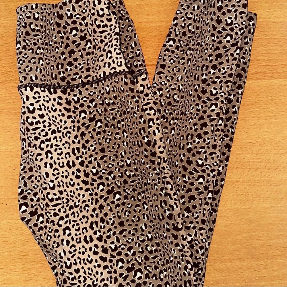 Brown leopard print leggings, size XS brand is Varley